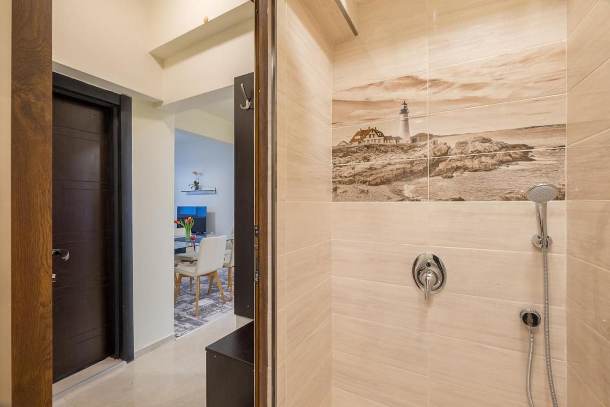 Apartment Stylish Center Flat 100m To Vitosha Blvd