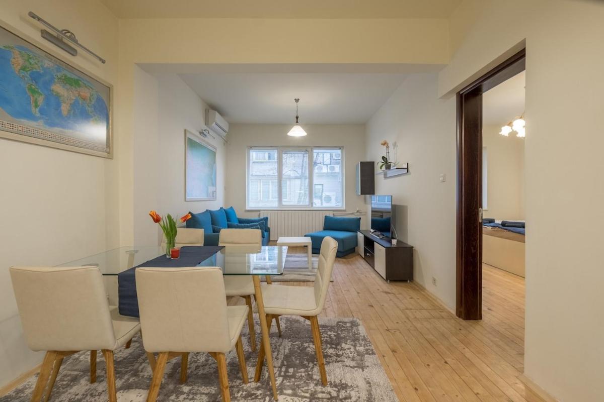 Stylish Center Flat 100m To Vitosha Blvd Apartment Sofia